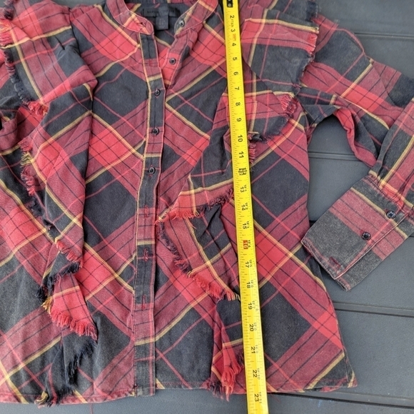 2/$20 Maison Cinqcent Plaid Ruffle Button Down Top S - Picture 9 of 12